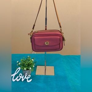 COACH WILLOW CAMERA BAG purchased November 2023.